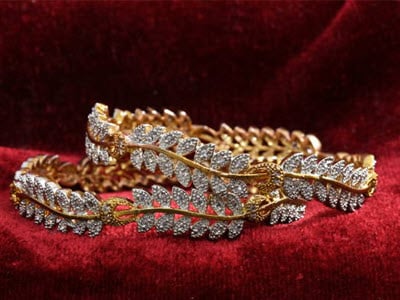 brazalete de oro con diamantes vintage