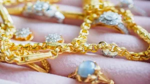 ¿Cómo saber si una cadena es de oro?